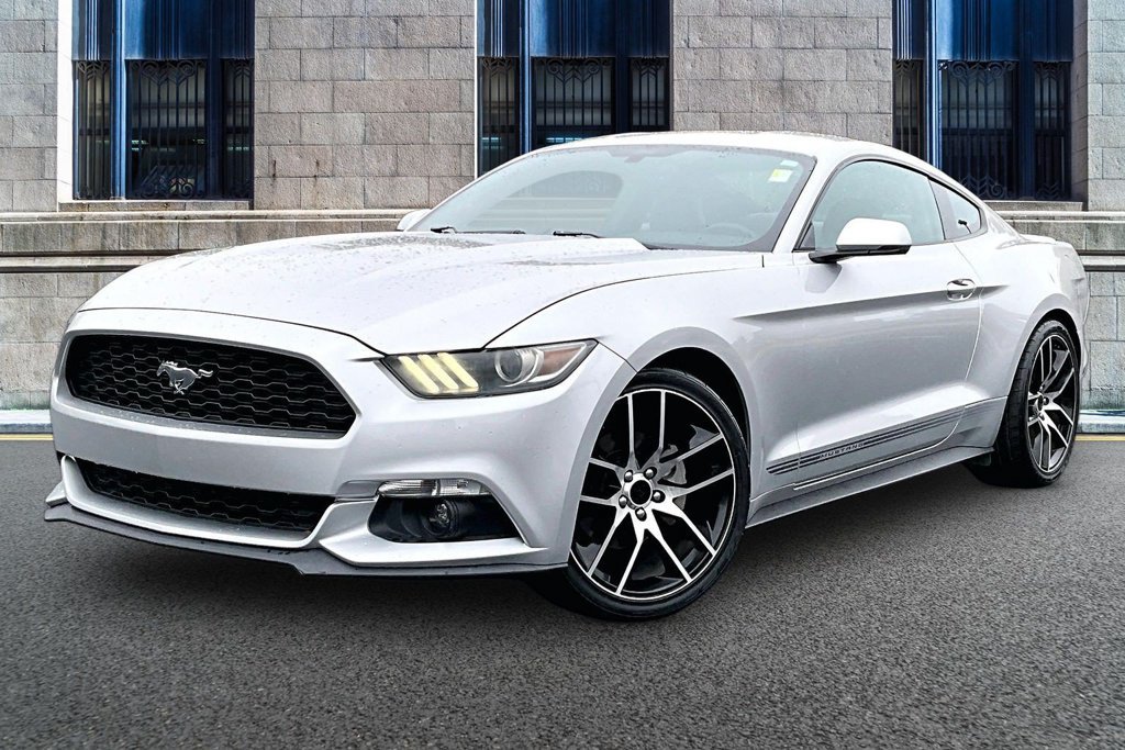 Used 2016 Ford Mustang Premium w/ Equipment Group 201A RWD image 2