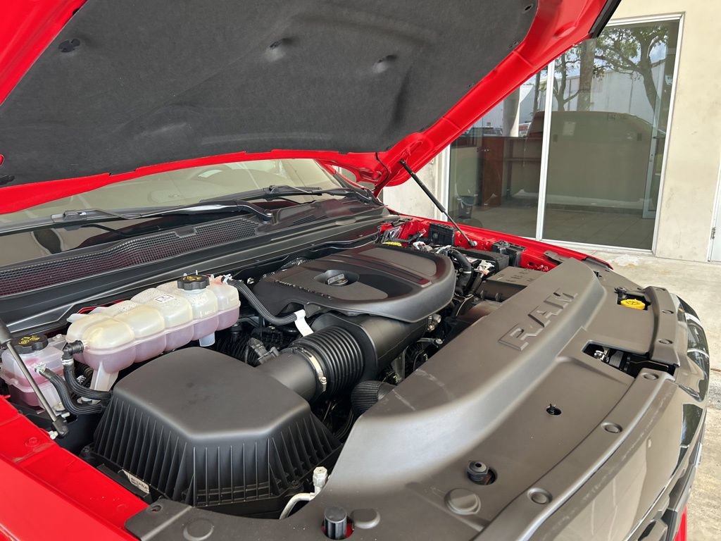 Used 2025 RAM 1500 Big Horn AWD/4WD image 12