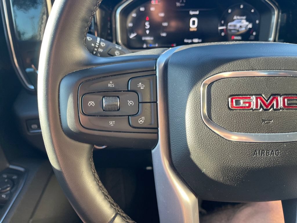 Used 2026 GMC Sierra 1500 SLT AWD/4WD image 15
