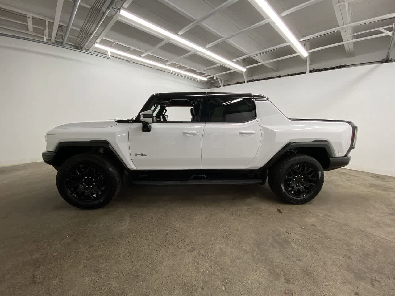 Used 2024 GMC Hummer EV 2X AWD/4WD image 3