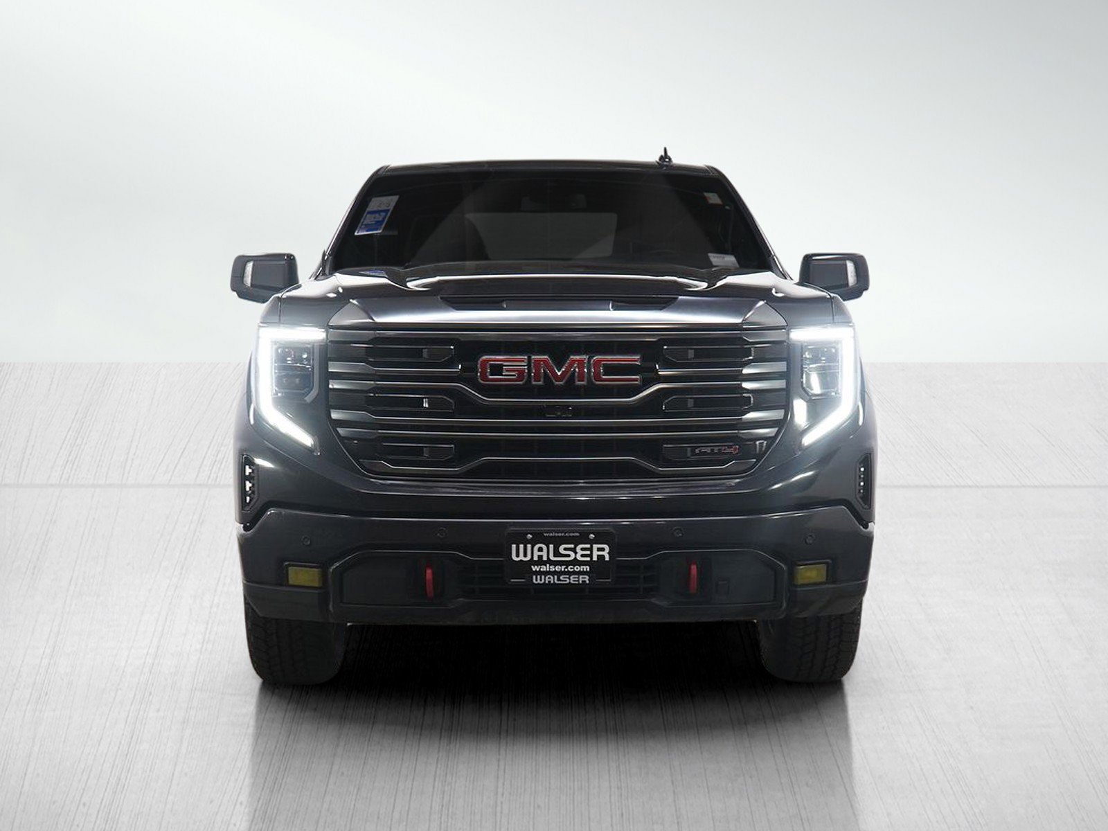 Used 2023 GMC Sierra 1500 AT4 image 8