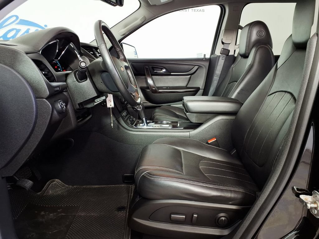 Used 2017 Chevrolet Traverse Premier FWD image 7