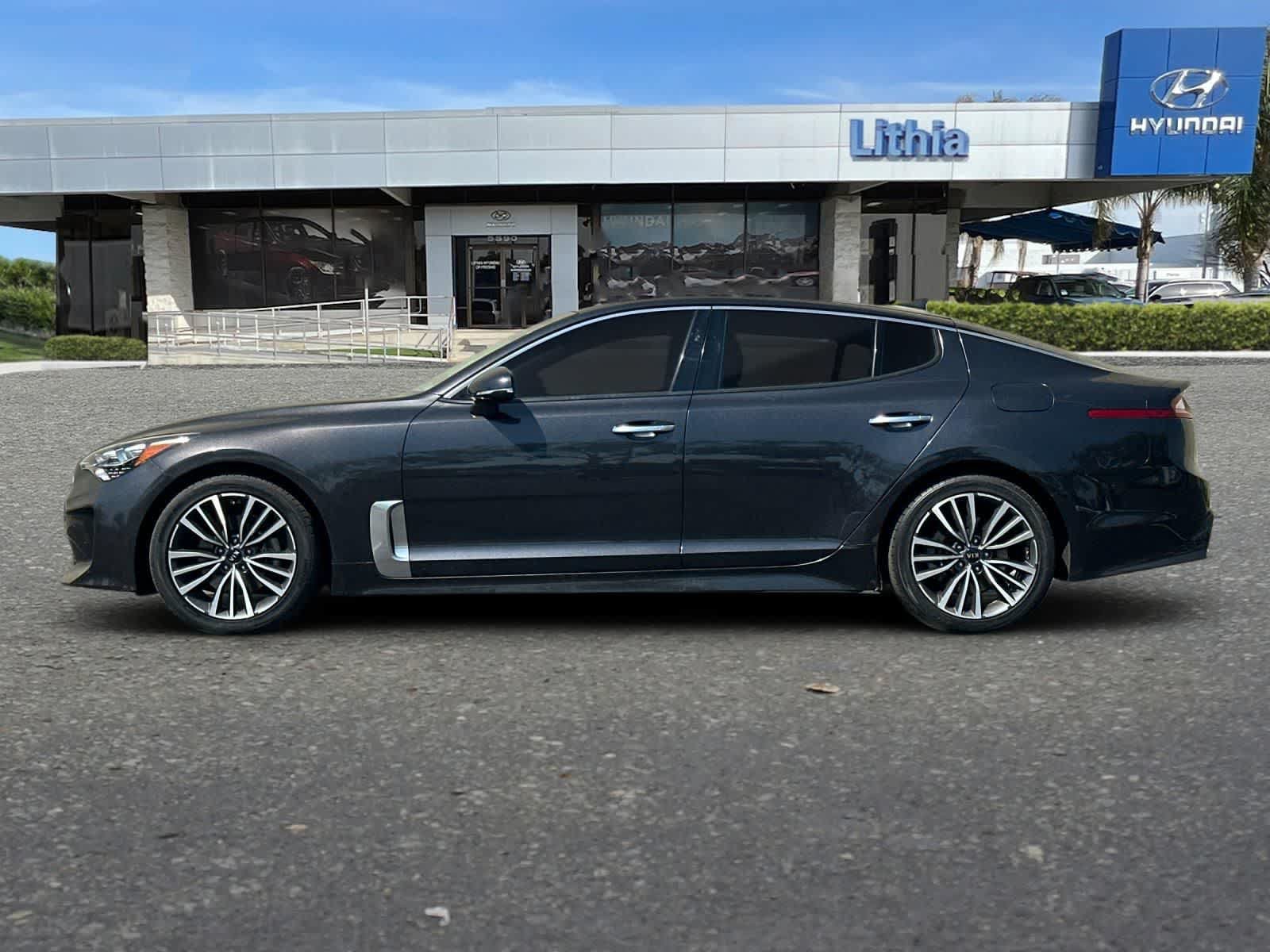Used 2019 Kia Stinger Premium RWD image 6