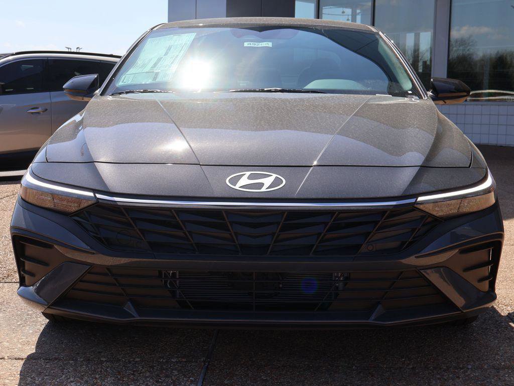 New 2026 Hyundai Elantra Sport image 8
