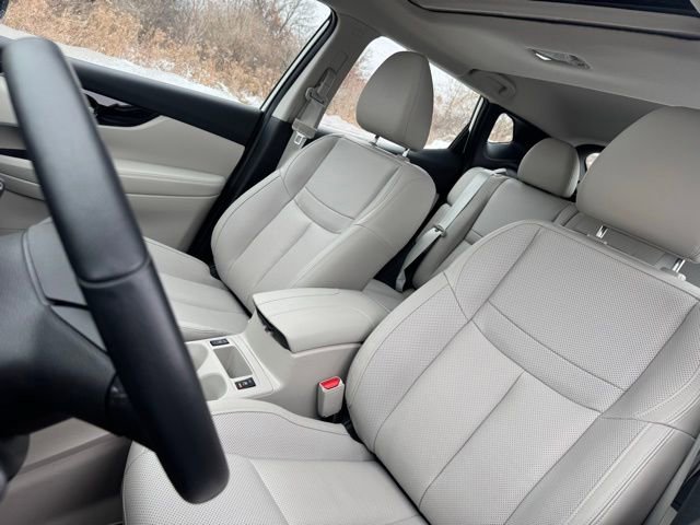 Used 2022 Nissan Rogue Sport SL w/ Premium Package image 20