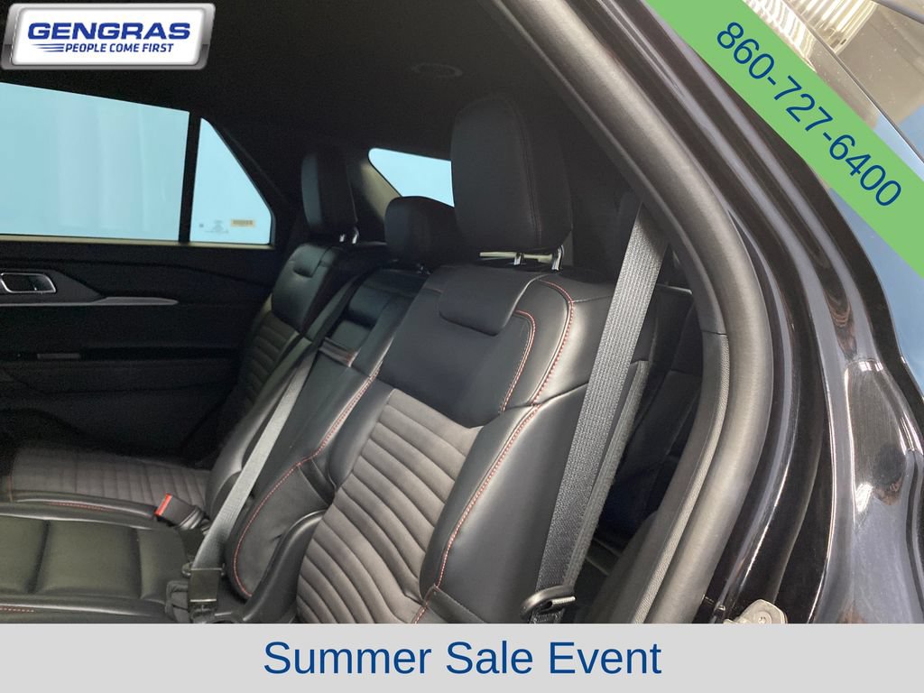 Used 2025 Ford Explorer ST-Line w/ ST-Line Street Pack AWD/4WD image 27