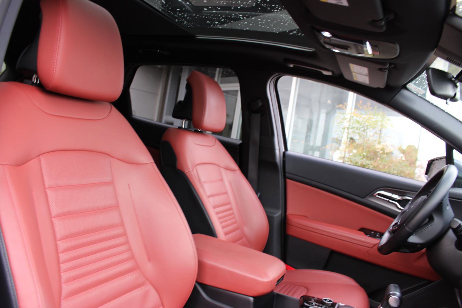 Certified 2024 Kia Sportage SX image 16