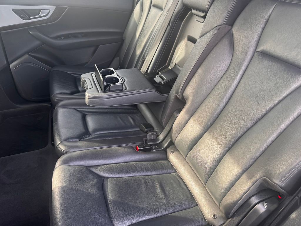 Used 2019 Audi Q7 2.0T Premium w/ Convenience Package AWD/4WD image 25