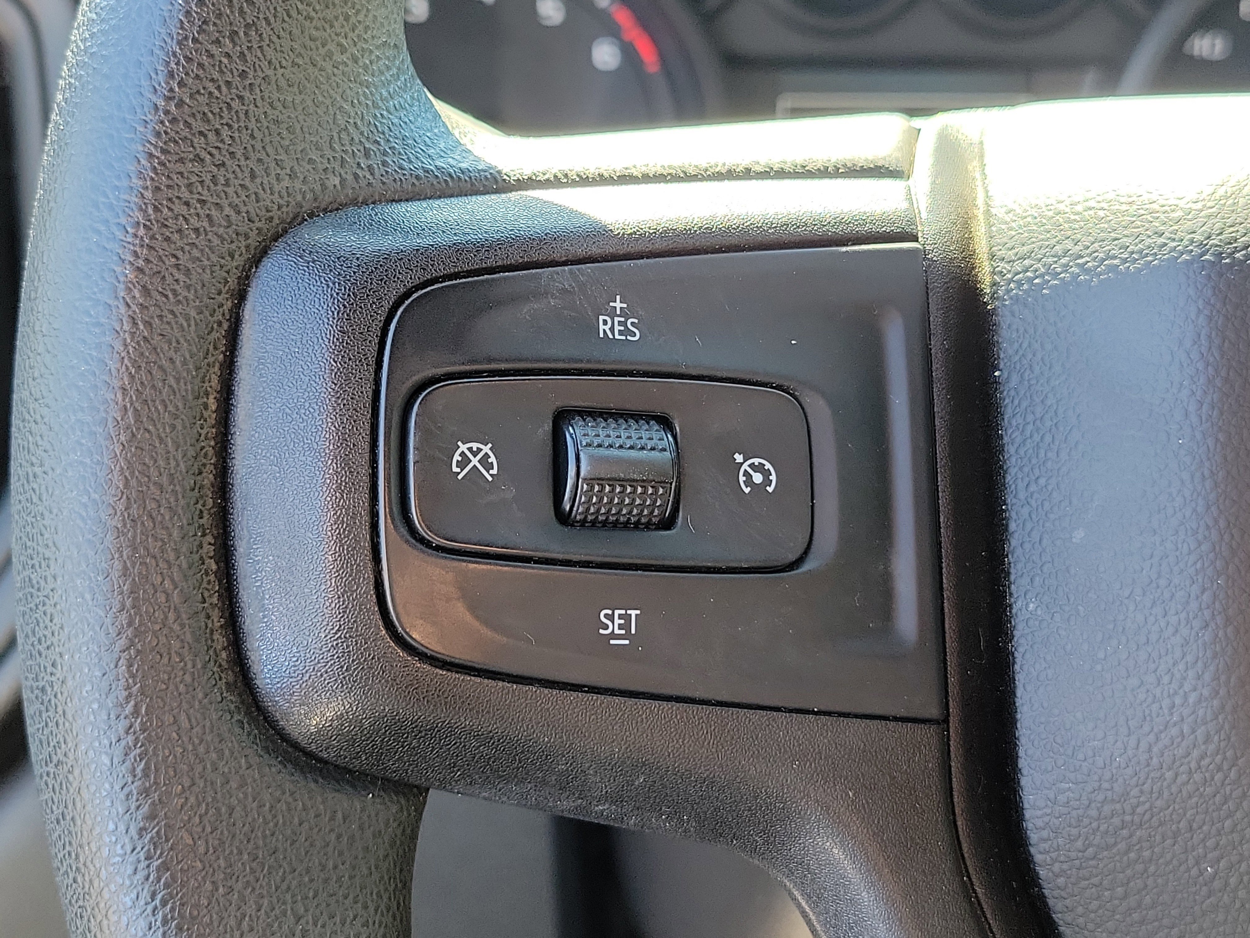 Used 2022 Chevrolet Silverado 2500 Custom image 24