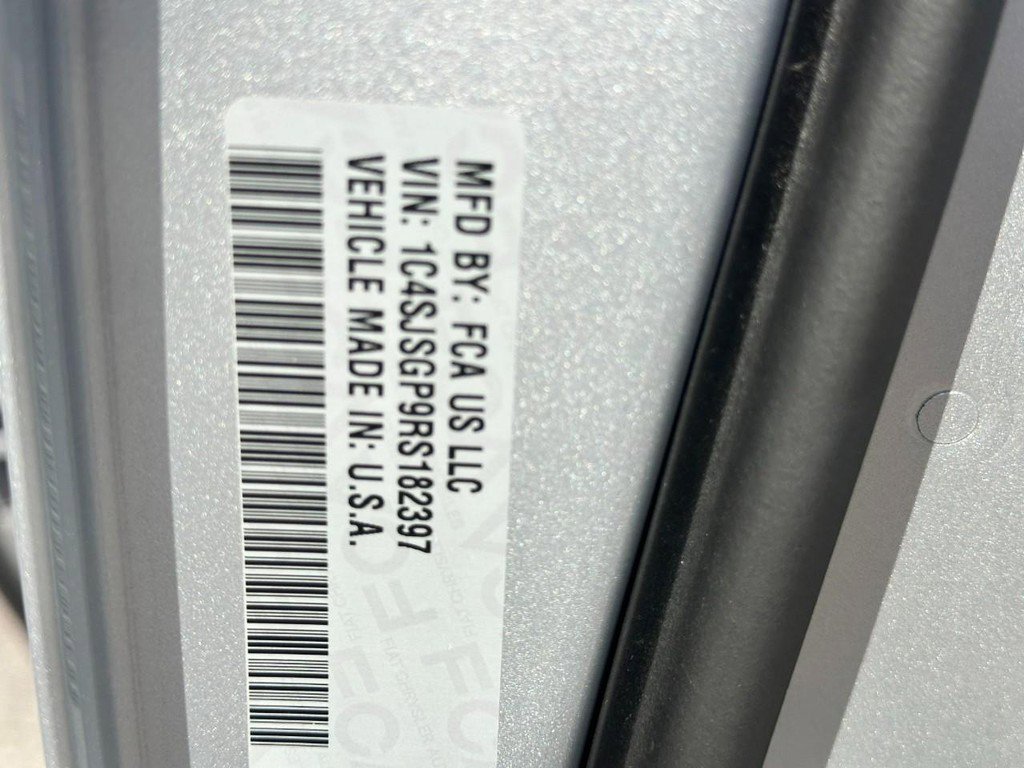 Used 2024 Jeep Grand Wagoneer L Series III image 26