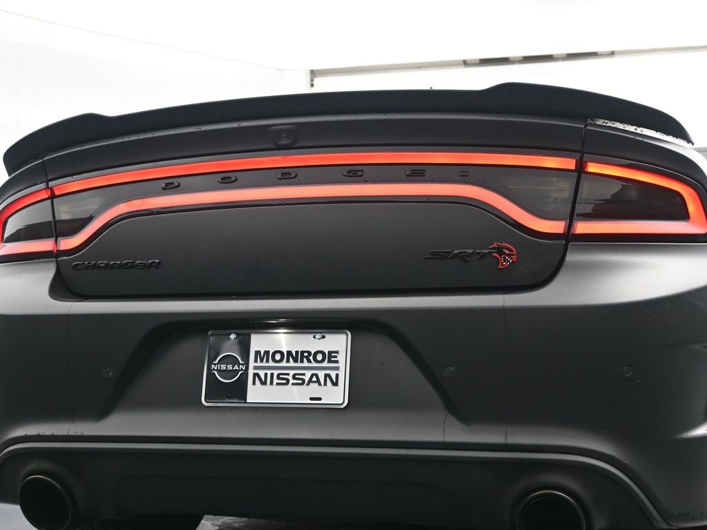 Used 2018 Dodge Charger SRT Hellcat w/ Harman/Kardon Audio Group image 10