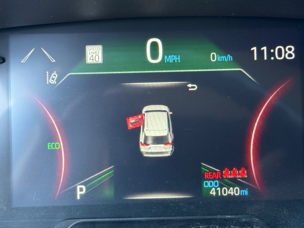 Used 2024 Toyota RAV4 LE image 30