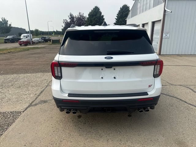 Used 2025 Ford Explorer ST AWD/4WD image 11