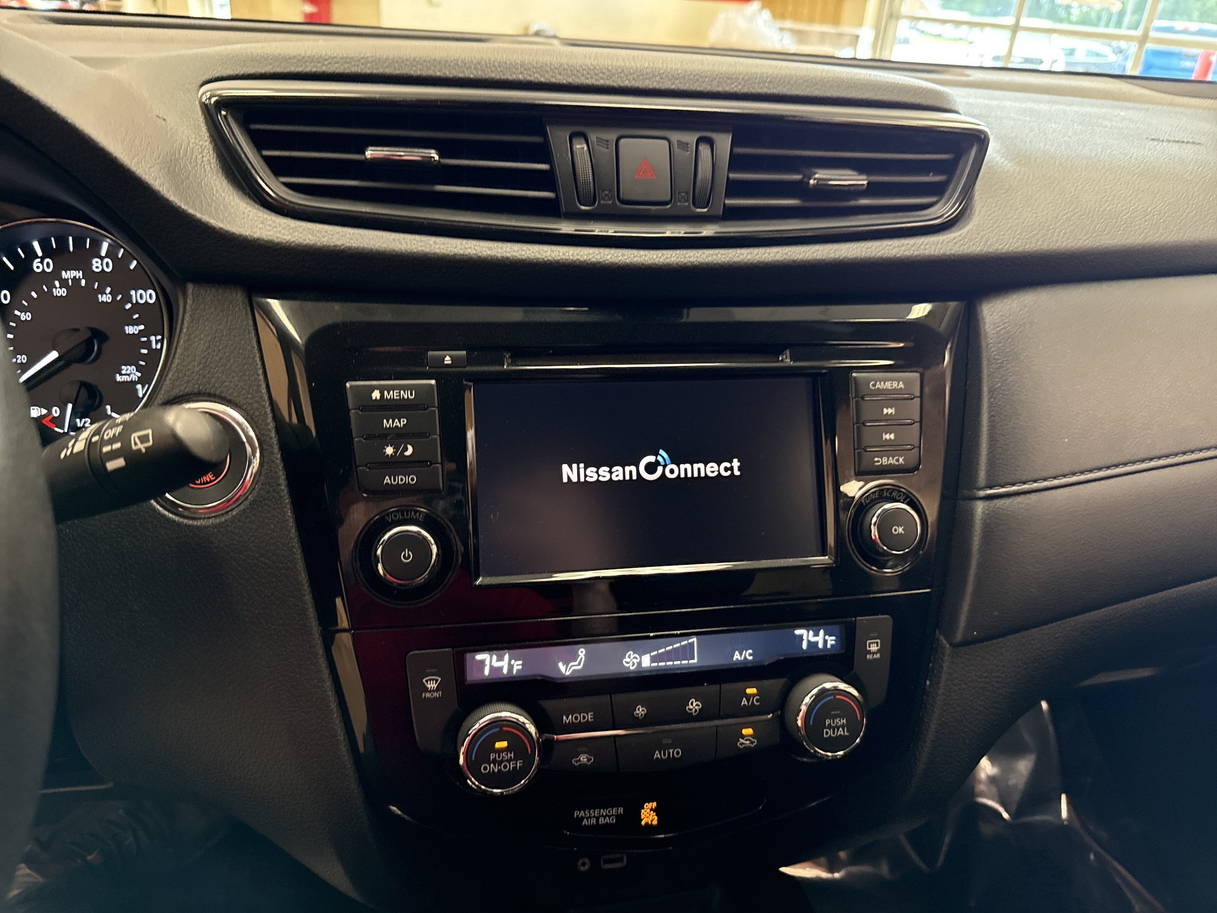 Used 2019 Nissan Rogue SV w/ Premium Package AWD/4WD image 56