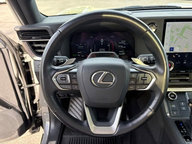 Used 2024 Lexus GX 550 w/ Accessory Package (2T) AWD/4WD image 35