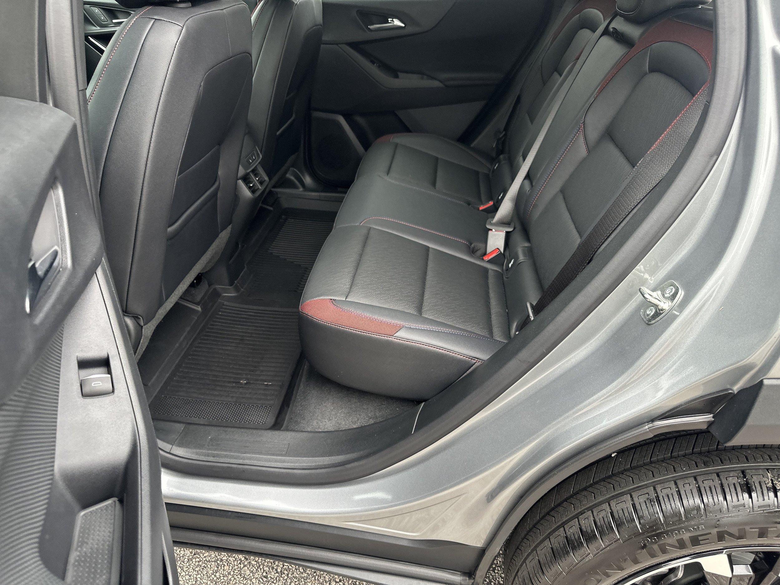Used 2026 Chevrolet Equinox RS w/ Convenience Package III FWD image 20