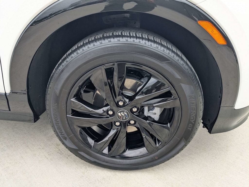 Used 2025 Buick Encore GX Sport Touring w/ Comfort Package FWD image 12