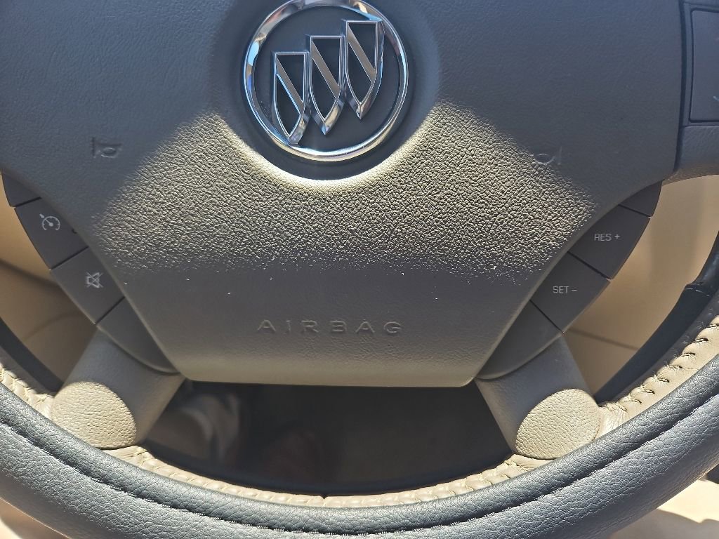 Used 2006 Buick LaCrosse CXL w/ Driver Confidence Package FWD image 18