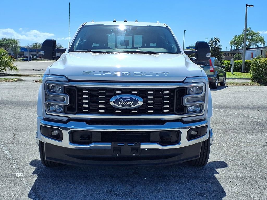Used 2024 Ford F450 Lariat w/ Camper Package image 2