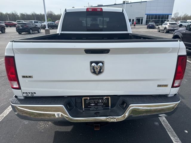 Used 2018 RAM 1500 Classic SLT image 3