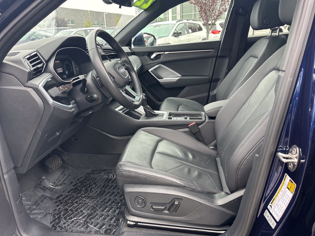 Used 2022 Audi Q3 2.0T Premium AWD/4WD image 12