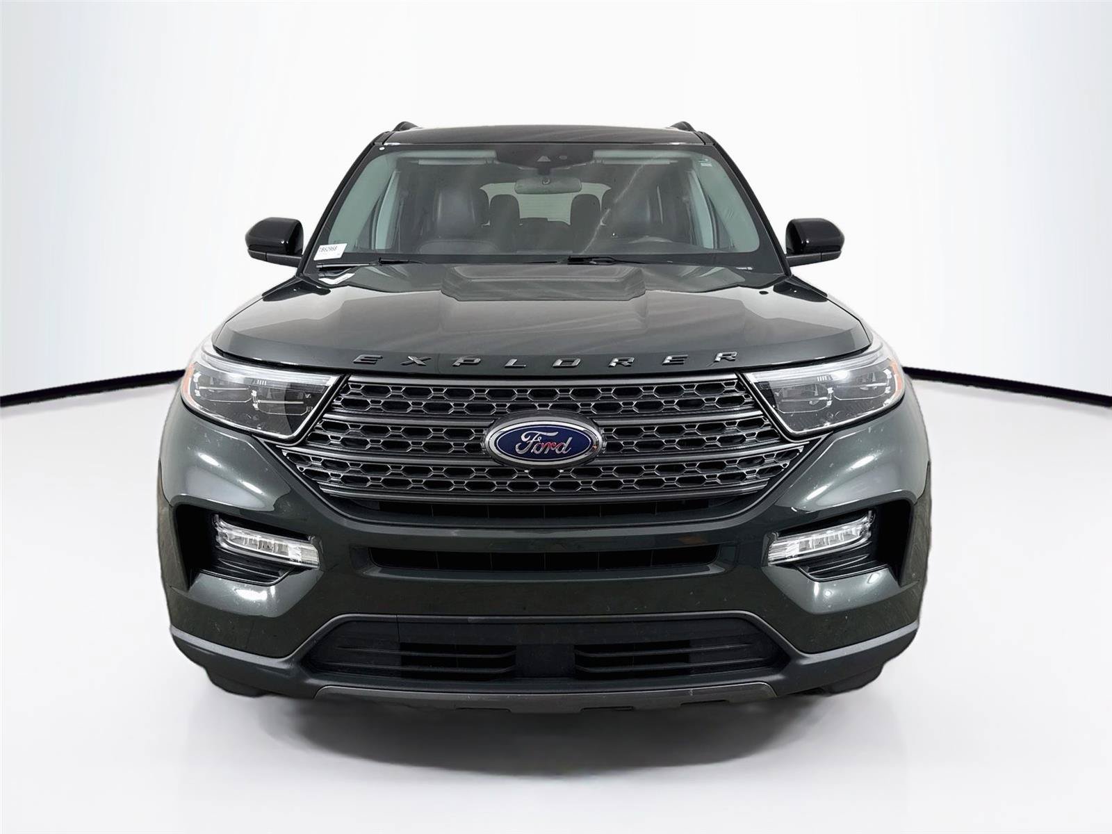 Used 2023 Ford Explorer XLT w/ Equipment Group 202A RWD image 30