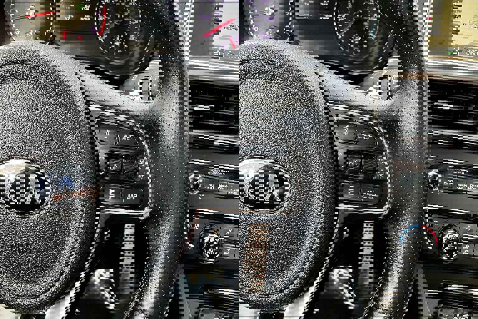 Used 2017 Kia Optima SX image 24