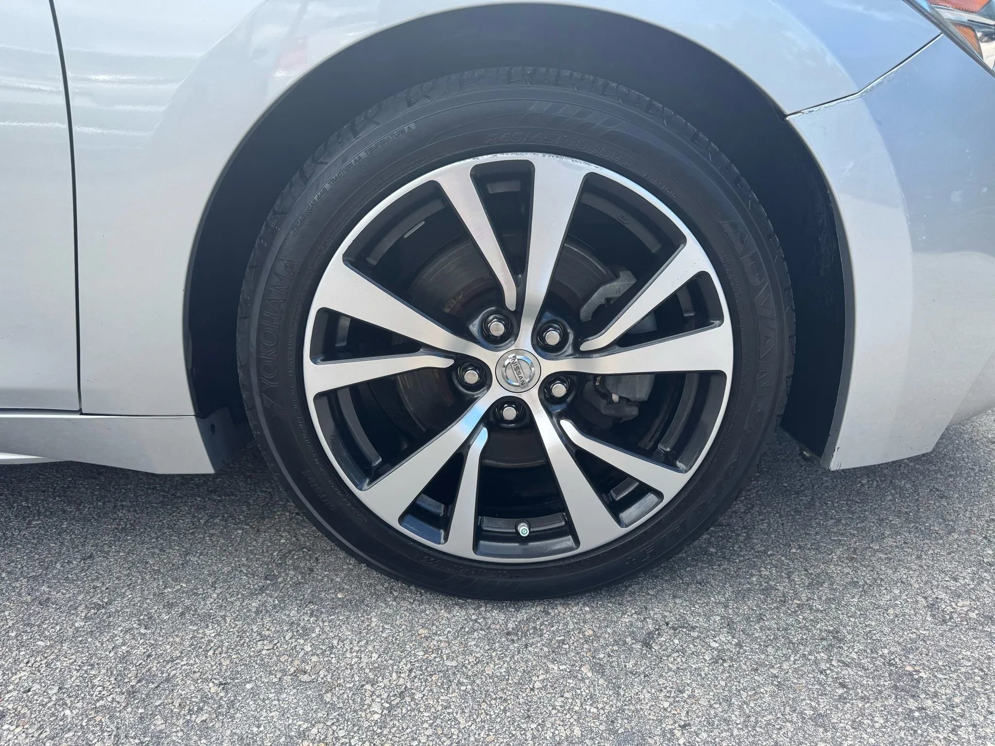 Used 2017 Nissan Maxima 3.5 SV image 21