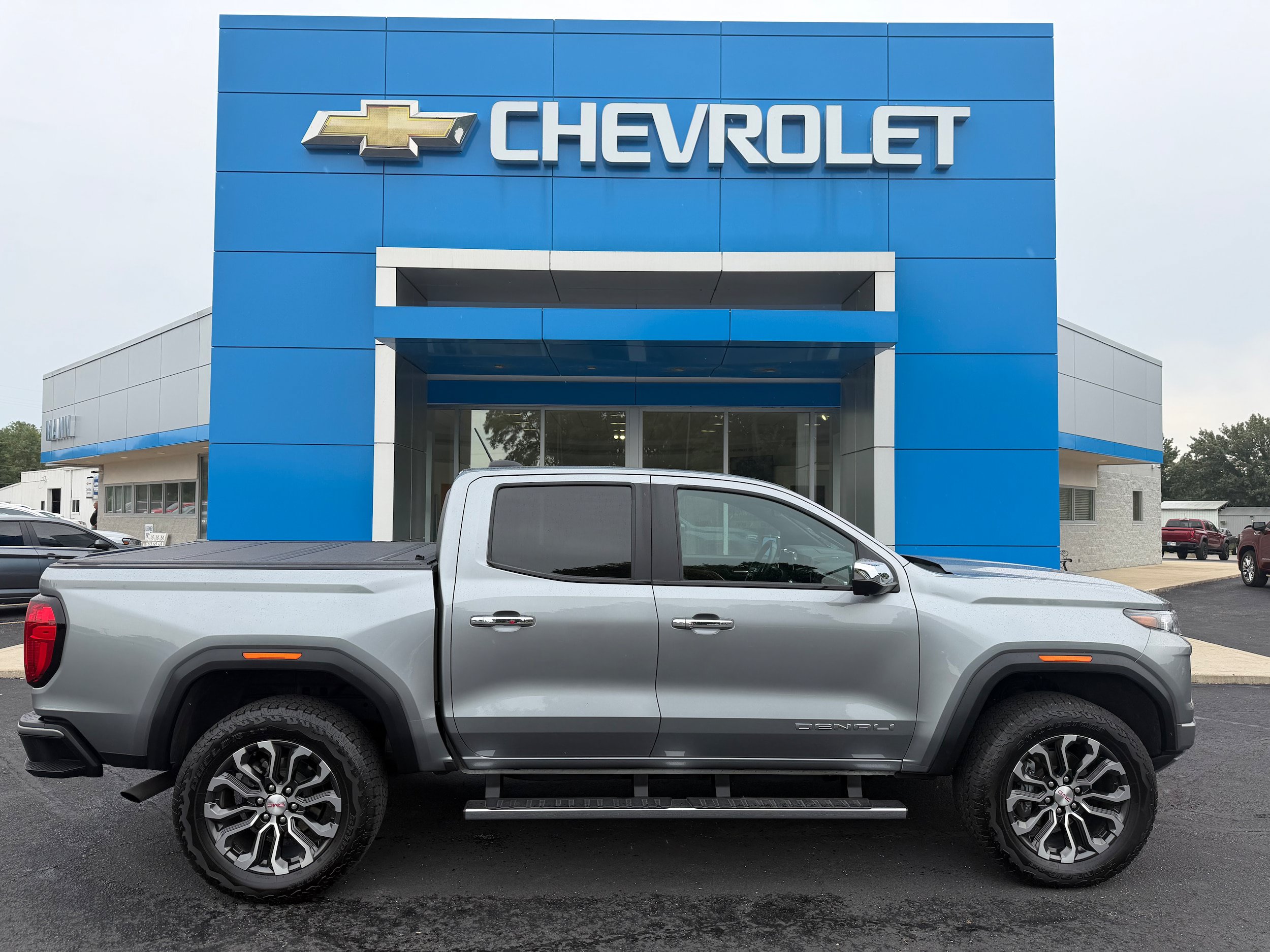 Used 2025 GMC Canyon Denali