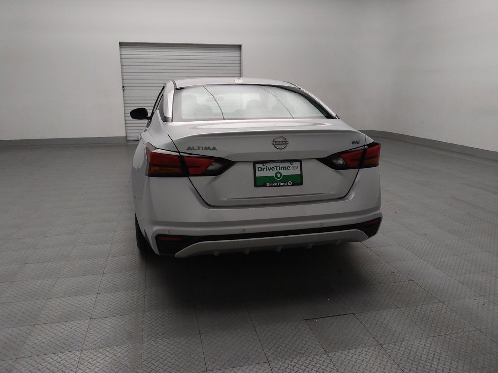 Used 2024 Nissan Altima 2.5 SV image 6