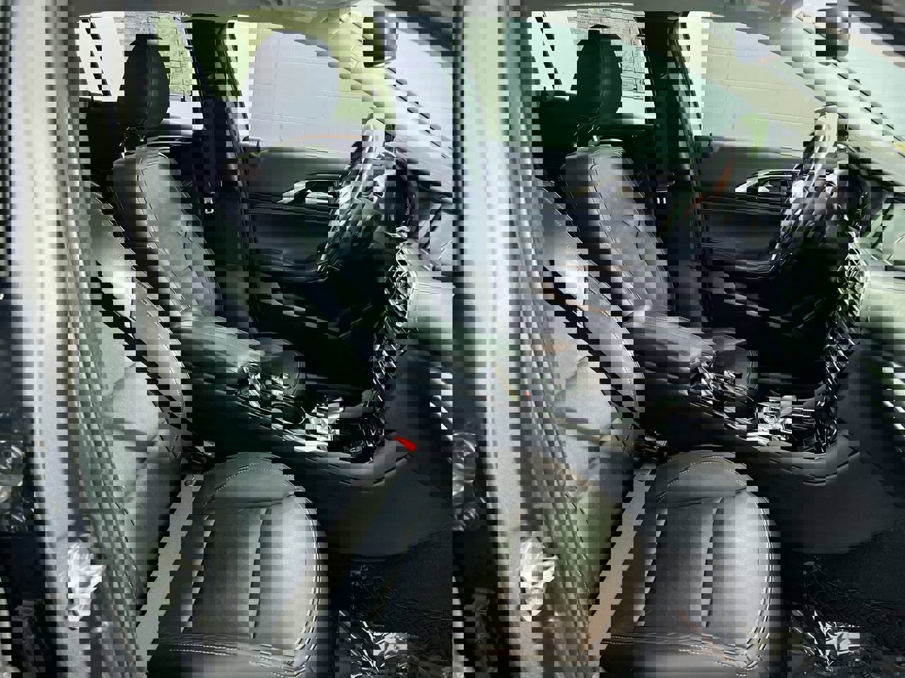 Used 2018 INFINITI QX30 Premium w/ Navigation Package image 27