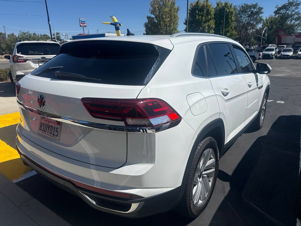 Used 2020 Volkswagen Atlas Cross Sport SE w/ Panoramic Sunroof Package FWD image 5