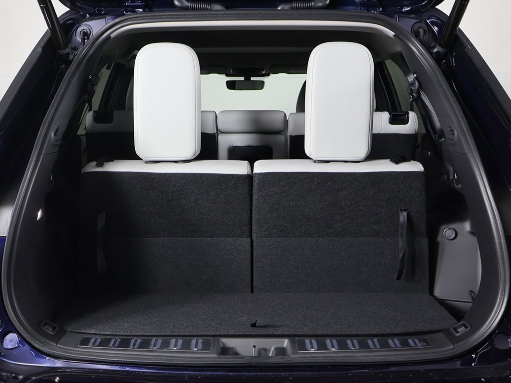 New 2025 Mitsubishi Outlander SE image 21