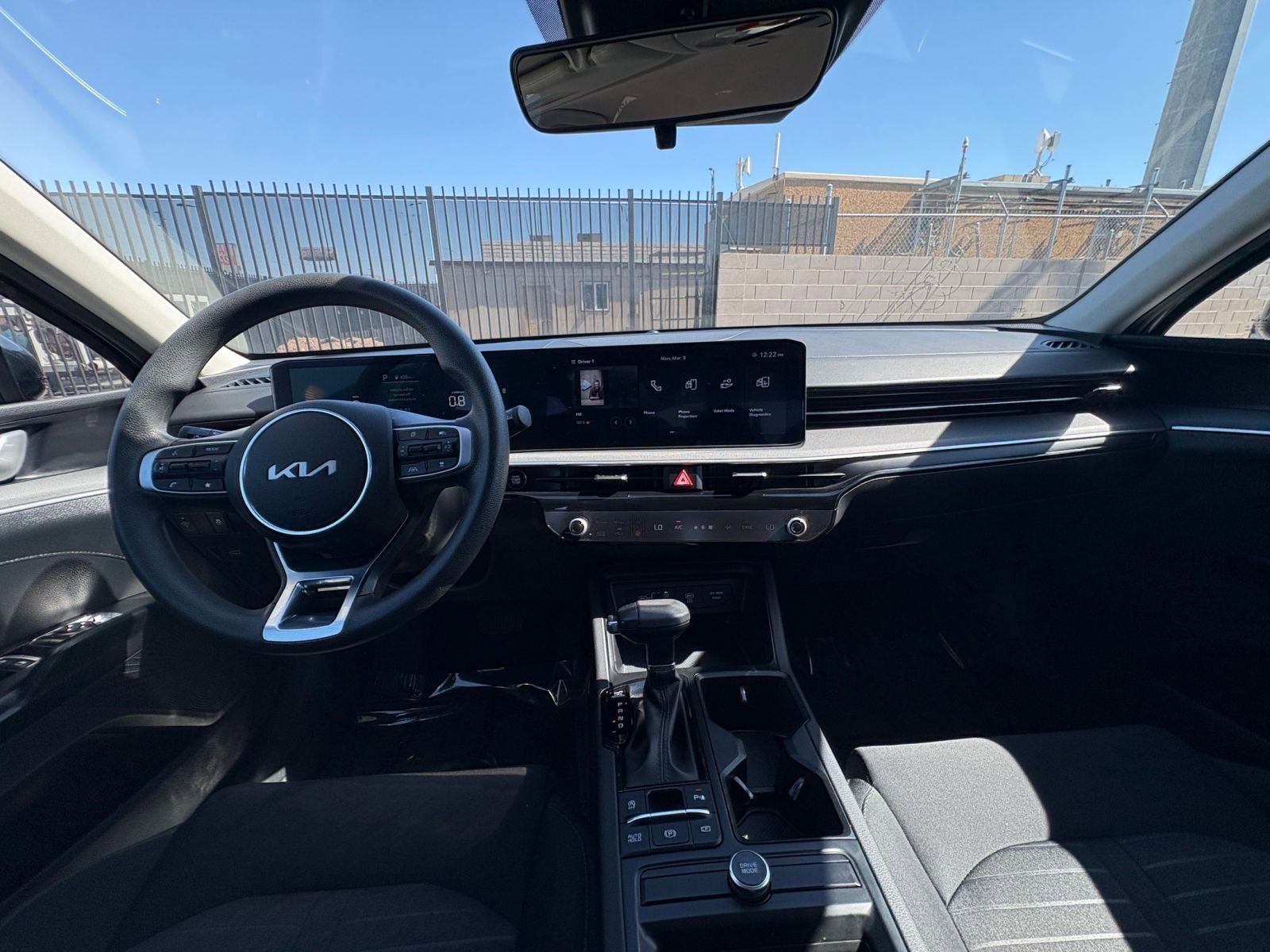 Used 2025 Kia K5 LXS image 32