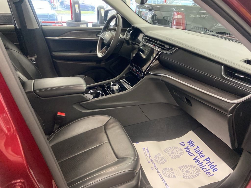 Certified 2023 Jeep Grand Cherokee L Limited w/ Luxury Tech Group II AWD/4WD image 16