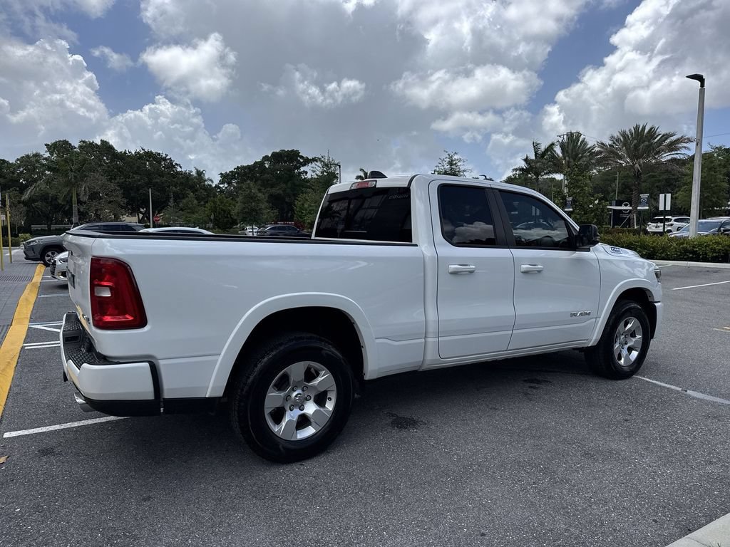 Used 2025 RAM 1500 Big Horn AWD/4WD image 4