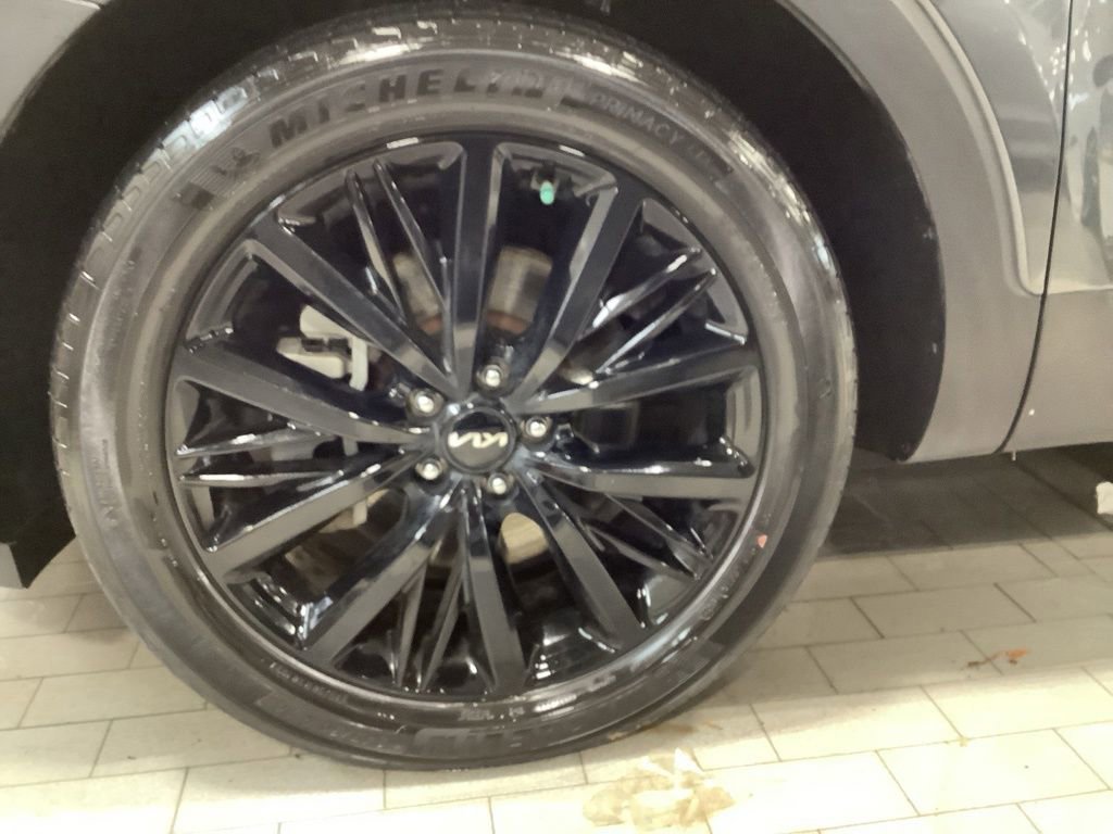 Certified 2022 Kia Telluride SX image 26