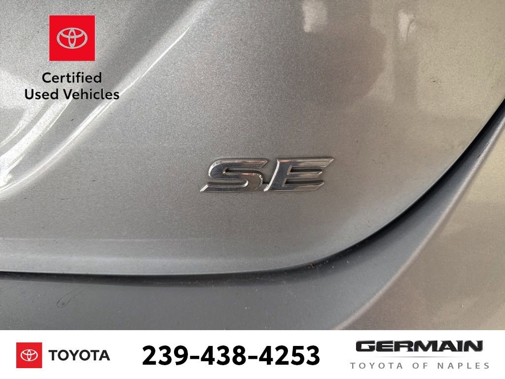 Used 2020 Toyota Camry SE image 5
