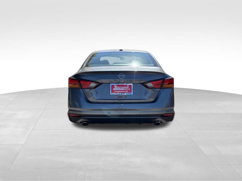 New 2025 Nissan Altima 2.5 SV w/ SV Special Edition Package image 3