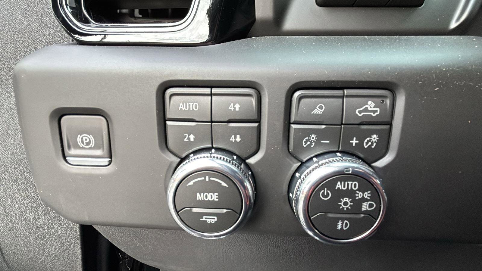New 2026 GMC Sierra 1500 AT4X image 13