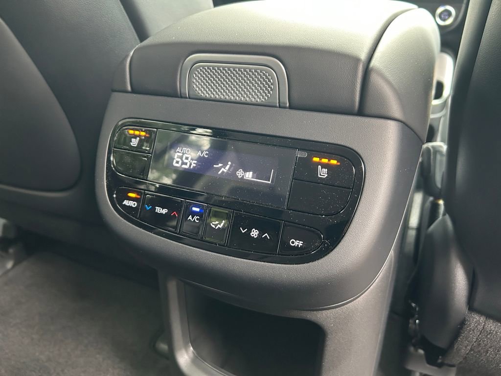 New 2026 Hyundai Ioniq 9 SEL image 36