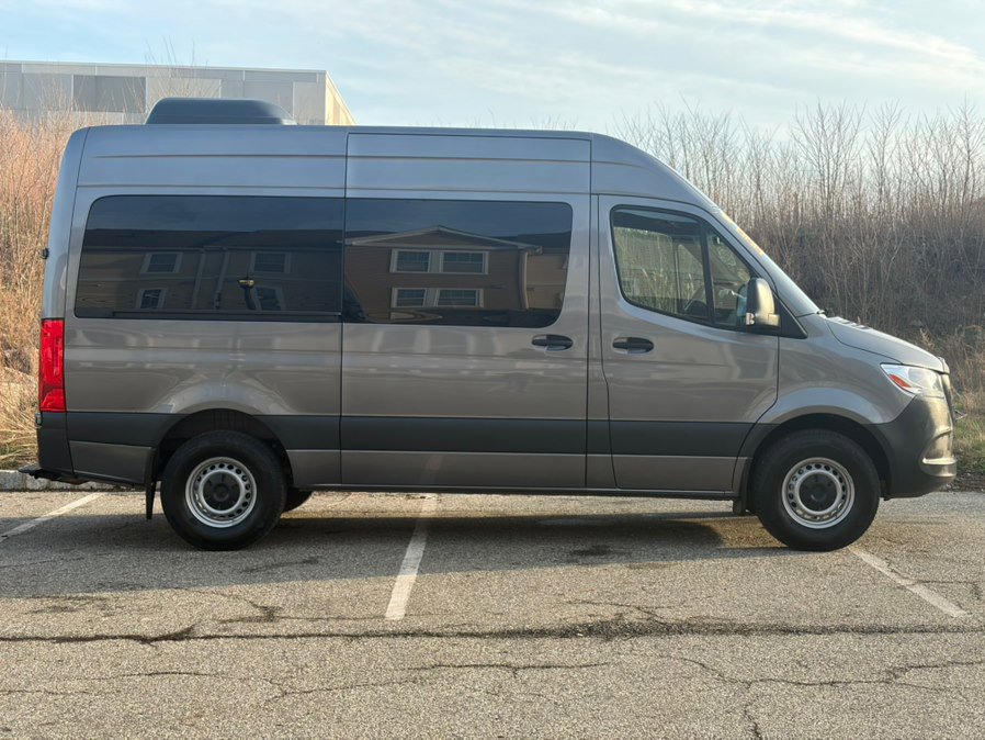 Used 2023 Mercedes-Benz Sprinter 2500 image 9