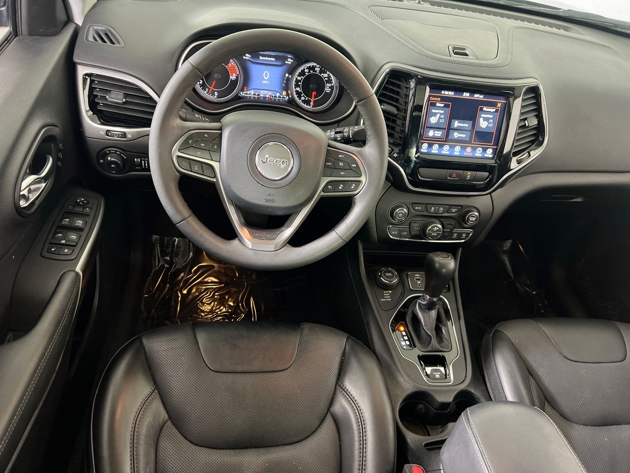 Used 2022 Jeep Cherokee Limited w/ Mopar Interior Package image 22