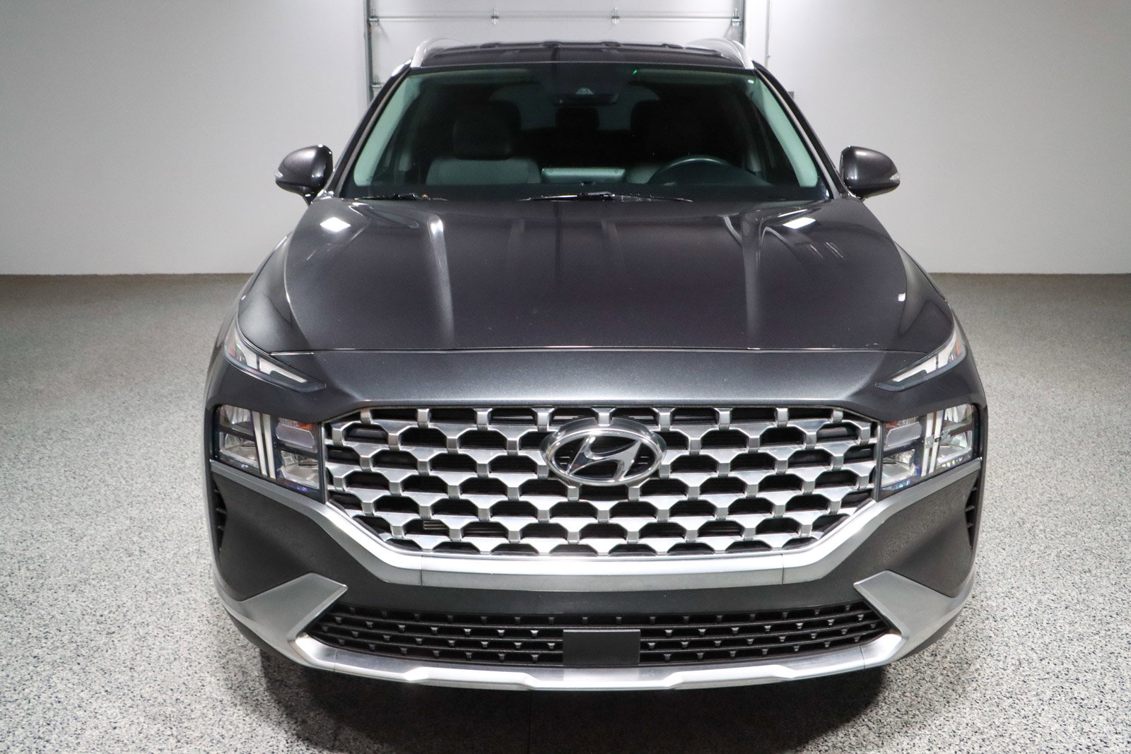 Used 2021 Hyundai Santa Fe SEL w/ Convenience Package FWD image 4