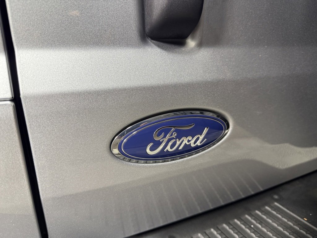 Used 2023 Ford Bronco Black Diamond image 8