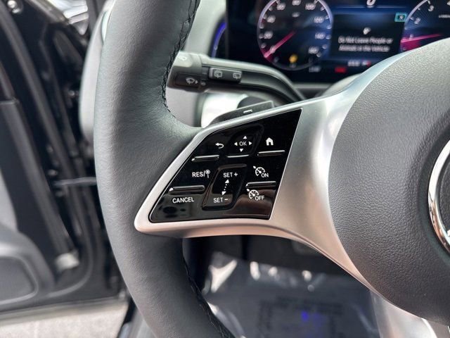 New 2025 Mercedes-Benz GLB 250 image 16
