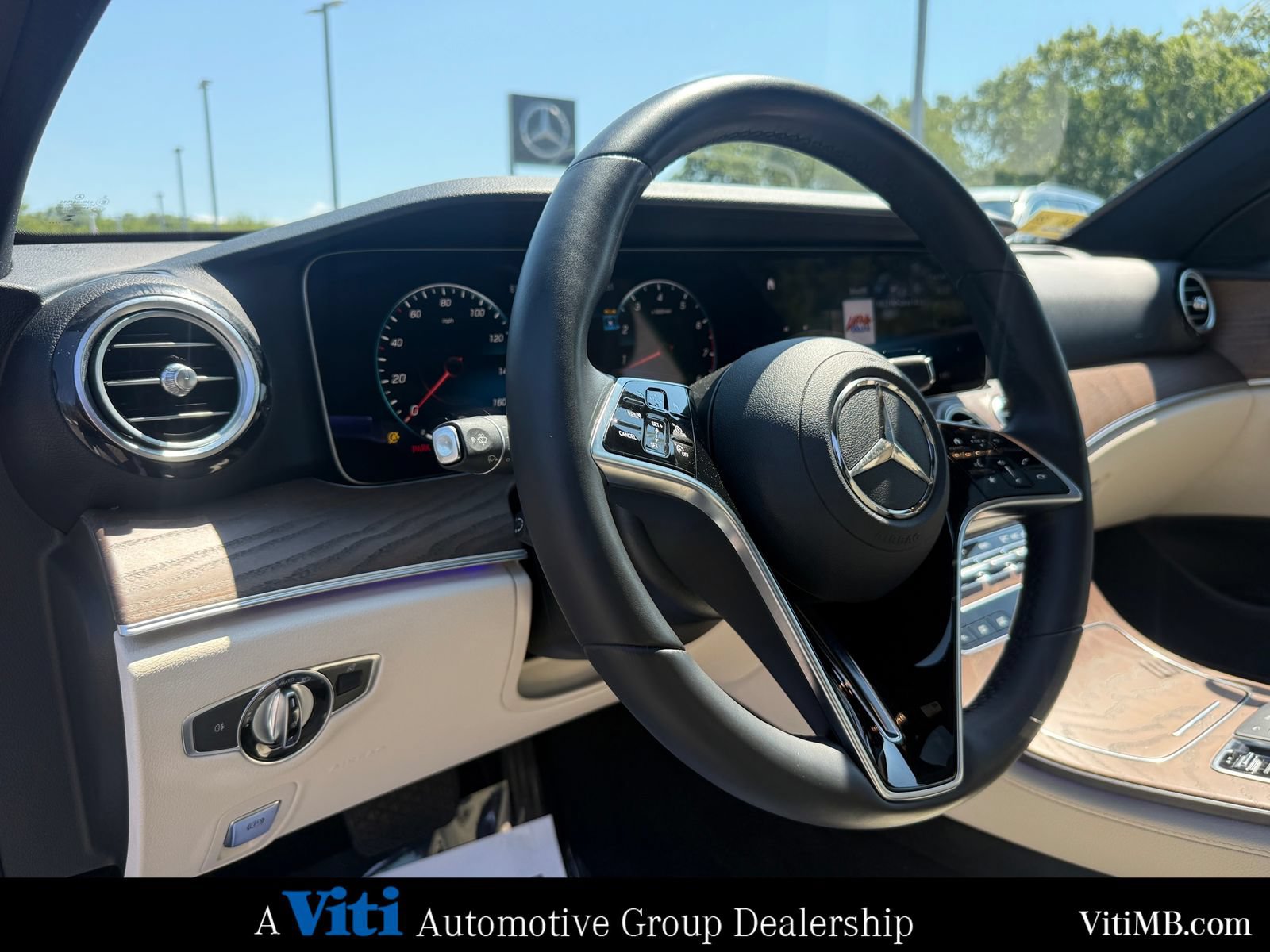 Certified 2023 Mercedes-Benz E 350 4MATIC Sedan image 17