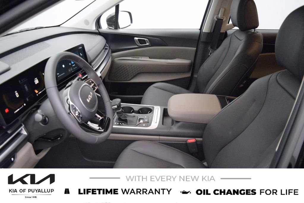 New 2026 Kia Carnival FWD image 10