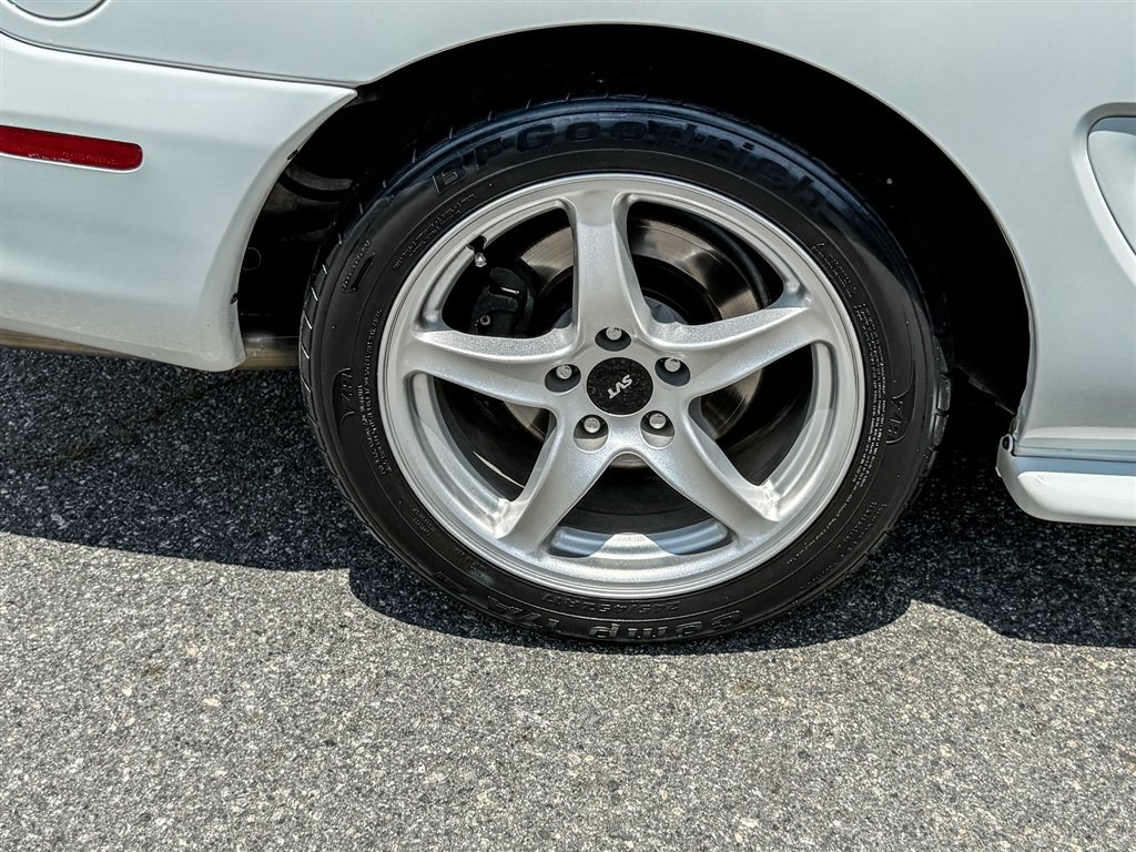 Used 1997 Ford Mustang Cobra RWD image 31