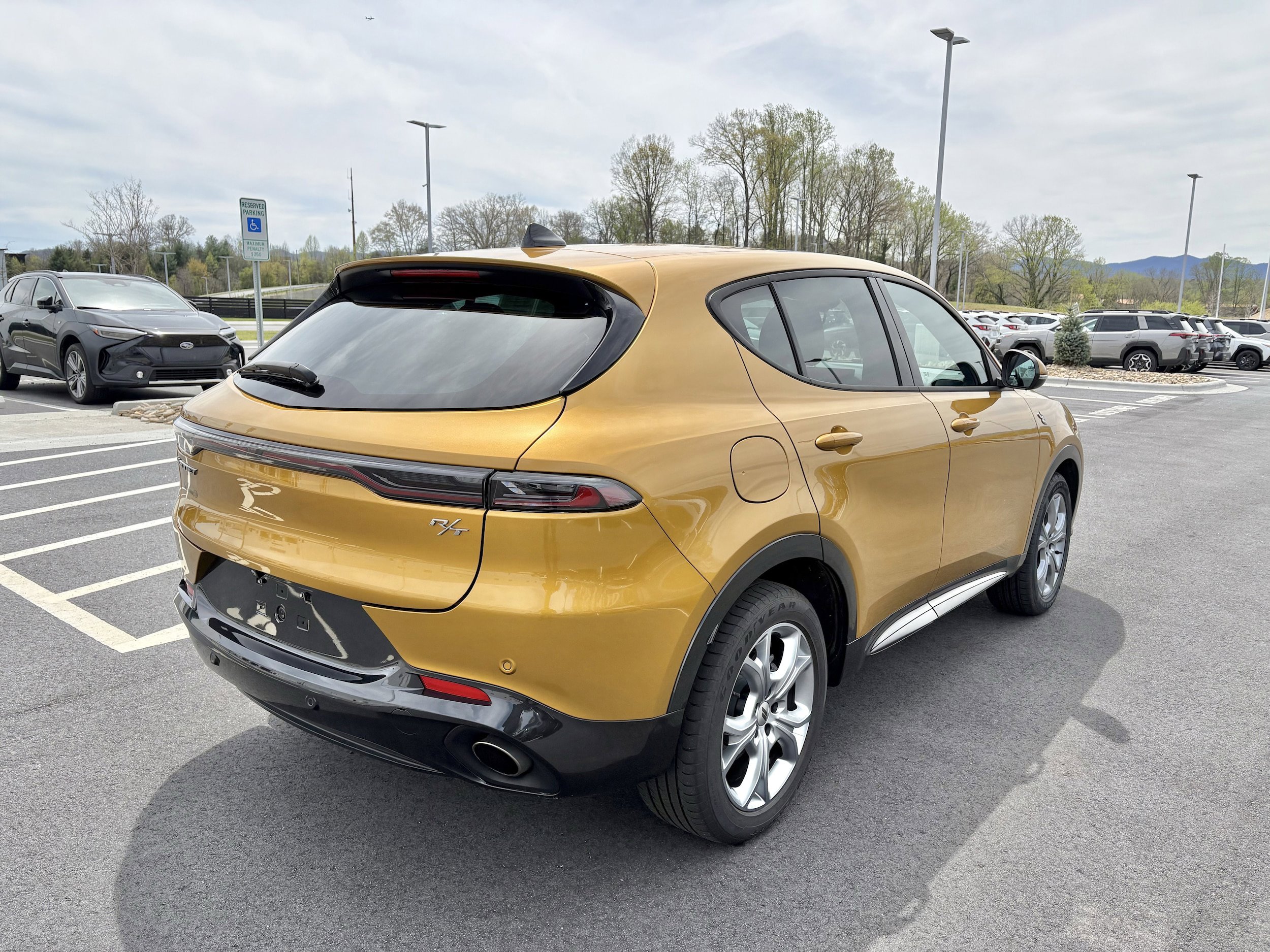 Used 2024 Dodge Hornet R/T Plus AWD/4WD image 11